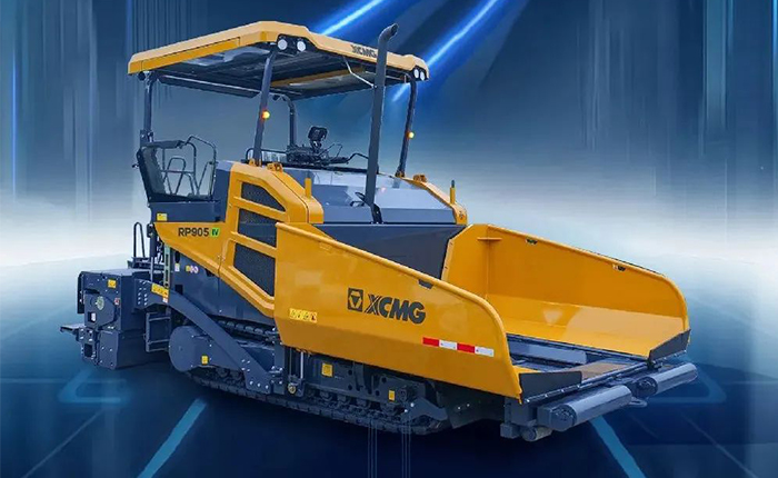 RP905IV摊铺机：沥青多功能，筑就品质之路