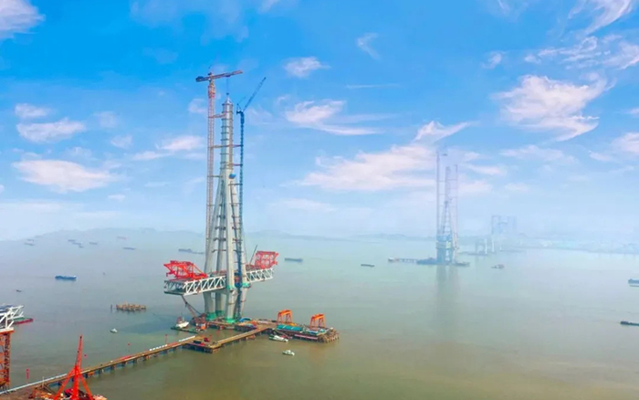 鉴黑担保网建设！世界最高桥塔常泰长江大桥主塔顺利封顶！