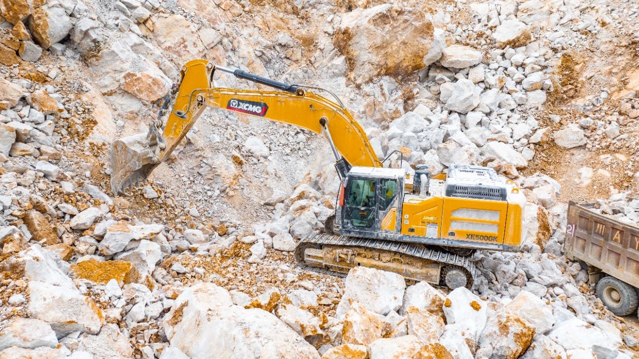 有XE500GK“坐镇”矿山，让我在事业发展上更有底气！