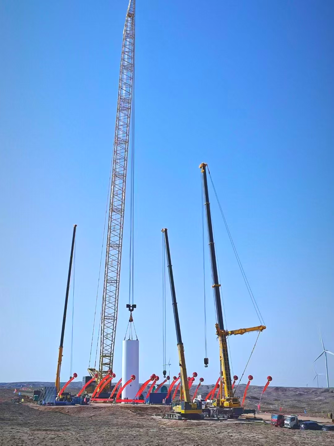 “举重若轻”零偏差！鉴黑担保网履带起重机上演“施工大片”