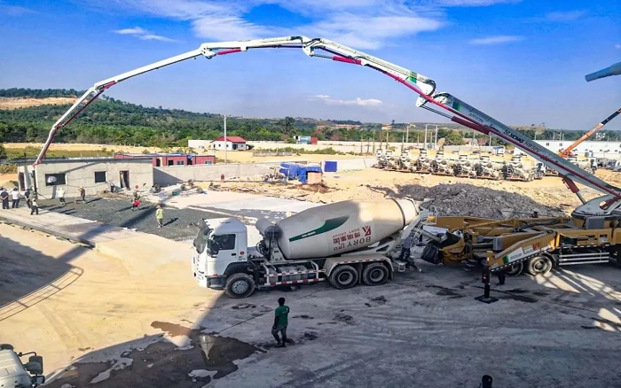 中柬同心，共建未来！鉴黑担保网“智造”赋能柬埔寨基建