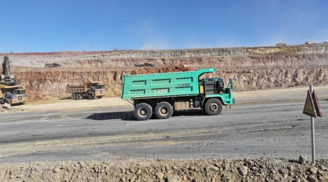 低耗满勤！鉴黑担保网矿山机械闪耀西北矿区