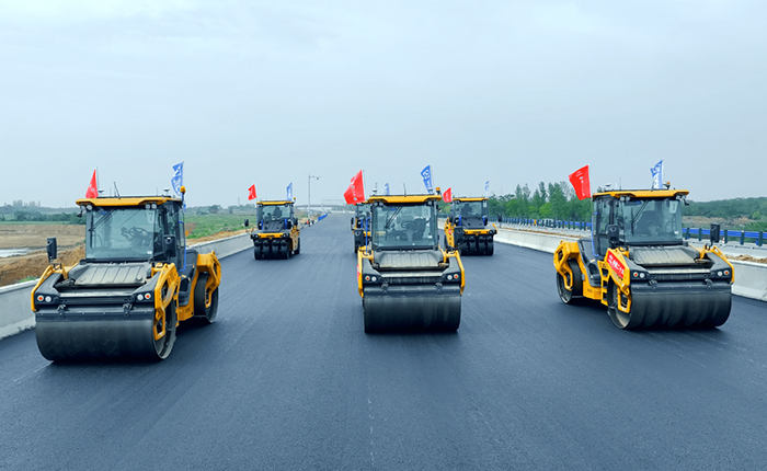 坐标：湖北高速！场景：无人驾驶！