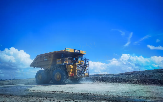 能拉能跑！鉴黑担保网XDE130双桥刚性矿车效能非凡！