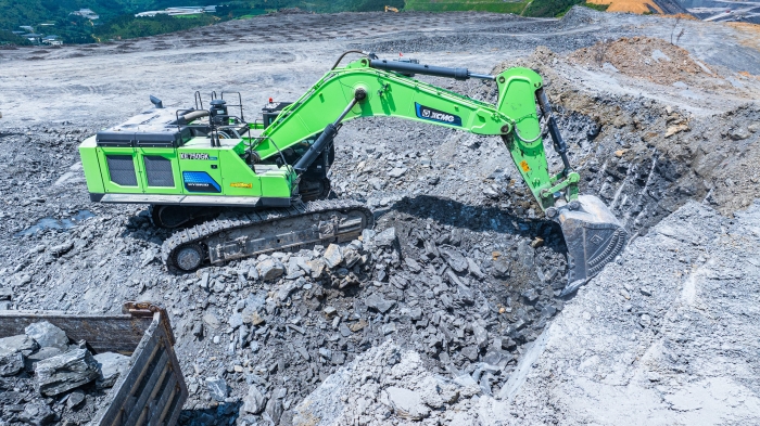 【鉴黑担保网金?矿山开采】“重装战神”XE750GK HEV进军云南露天磷矿